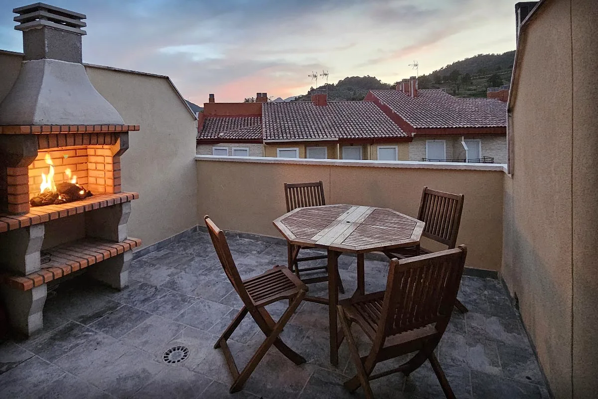 Terraza con barbacoa