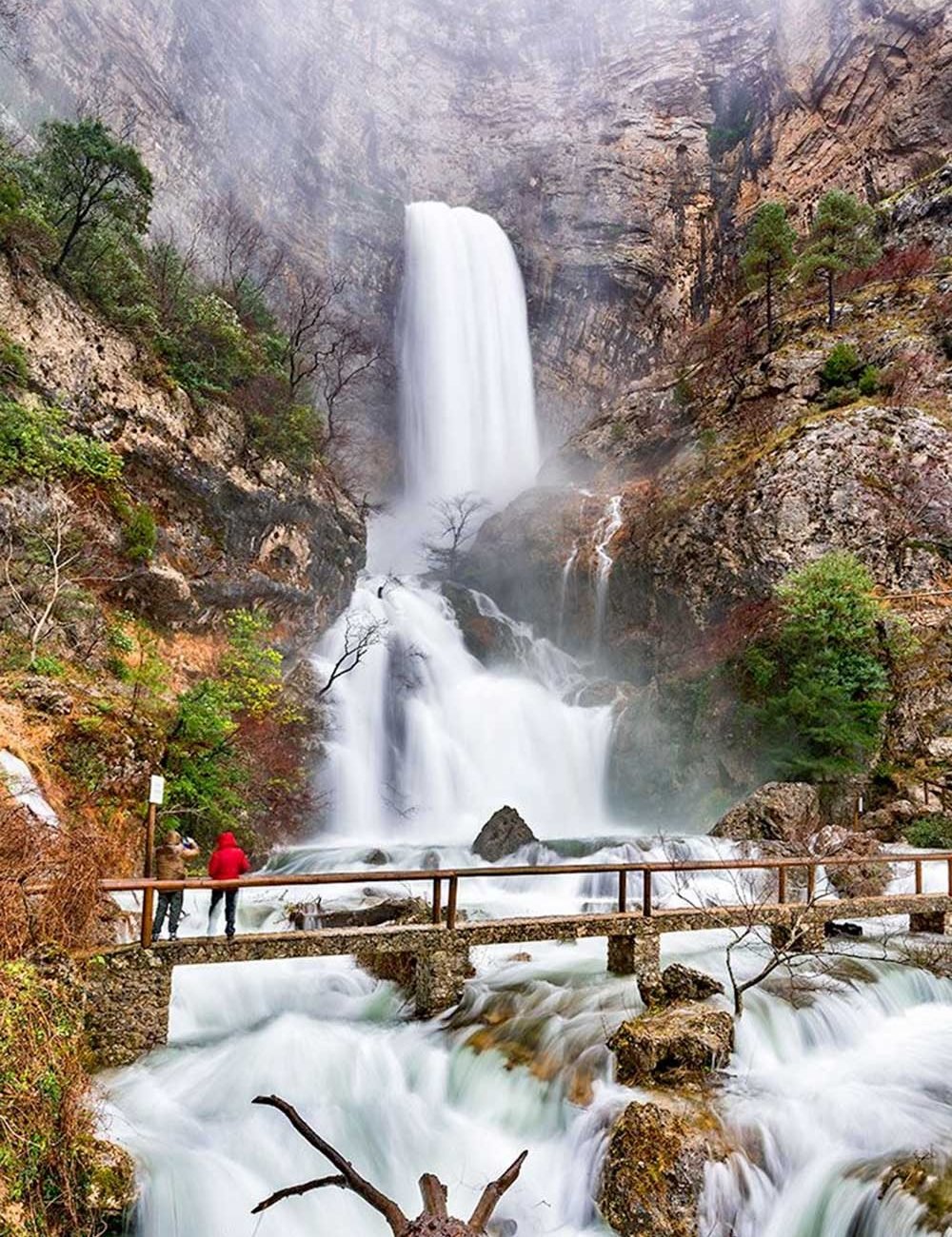alojamiento_rural_casa_del_leon_nacimiento_rio_mundo